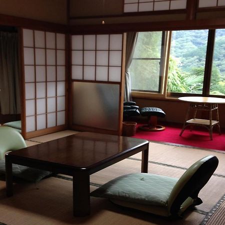 Hakone Kaminoyu Hotel Exterior photo